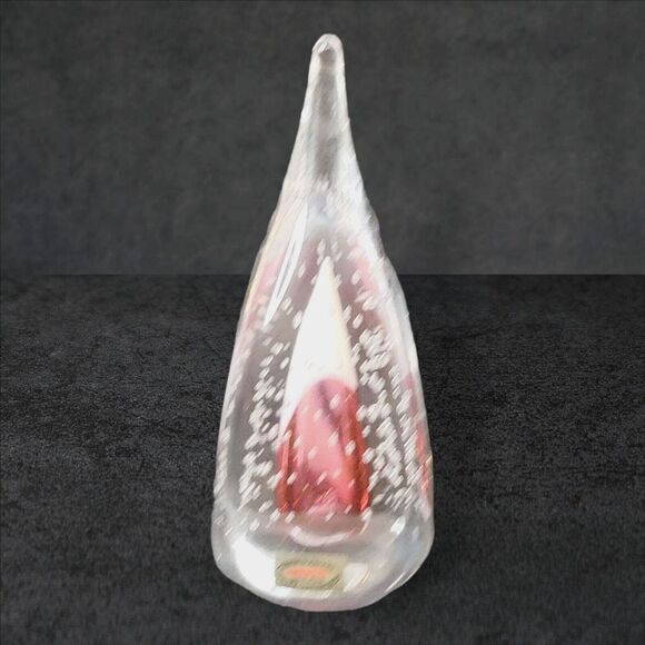Poland 24% Lead Crystal Hersey's Kiss Shaped Paperweight Red Design - Picture 6 of 11